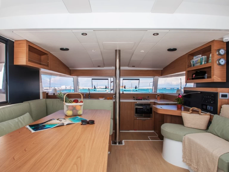 Noleggiare una Bali Bali Catsmart a Nydri