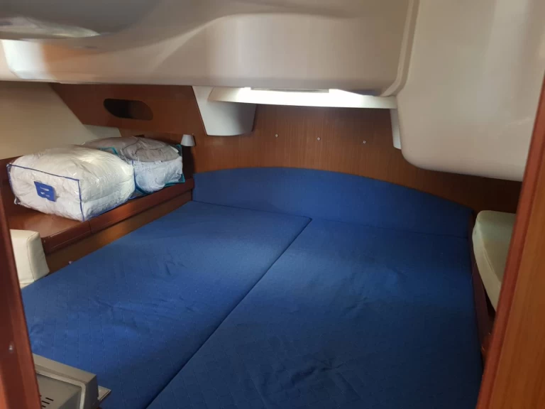 Noleggiare una Jeanneau Sun Odyssey 42 DS a Port-Haliguen