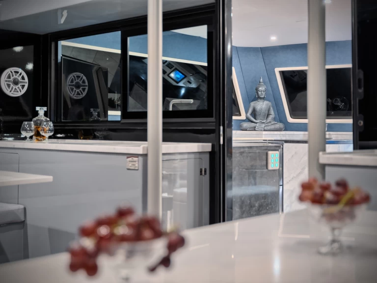 Noleggio Catamarano Luna con patente nautica