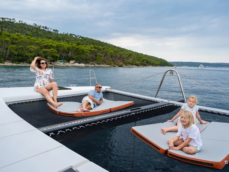 Noleggio Barca a motore Luna con patente nautica