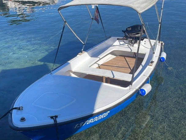 Noleggio Barca a motore con o senza skipper Pasara a Arbe