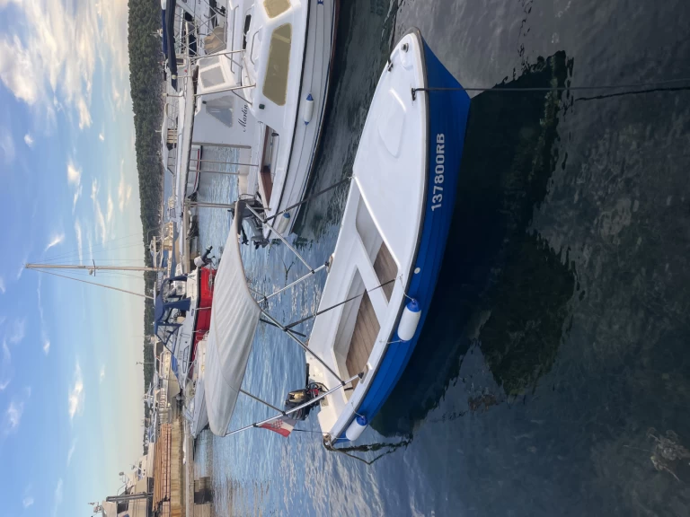 Noleggio Barca a motore Pasara con patente nautica