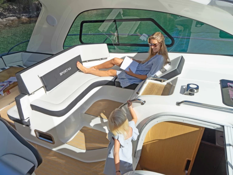 Noleggio barche Bavaria Bavaria Sport 44 HT a Sukošan su Samboat