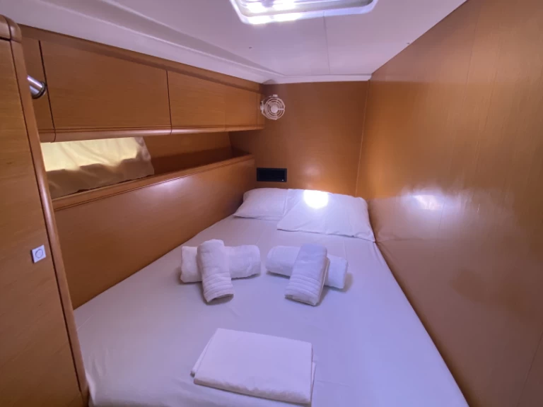 Jeanneau Jeanneau 53 da affittare a  Álimos