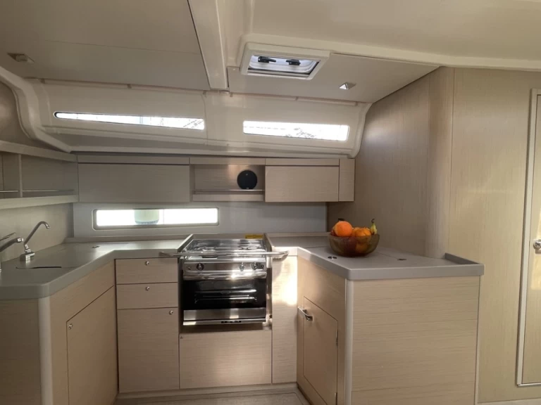 Bénéteau Oceanis 40.1 da affittare a  Castiglioncello