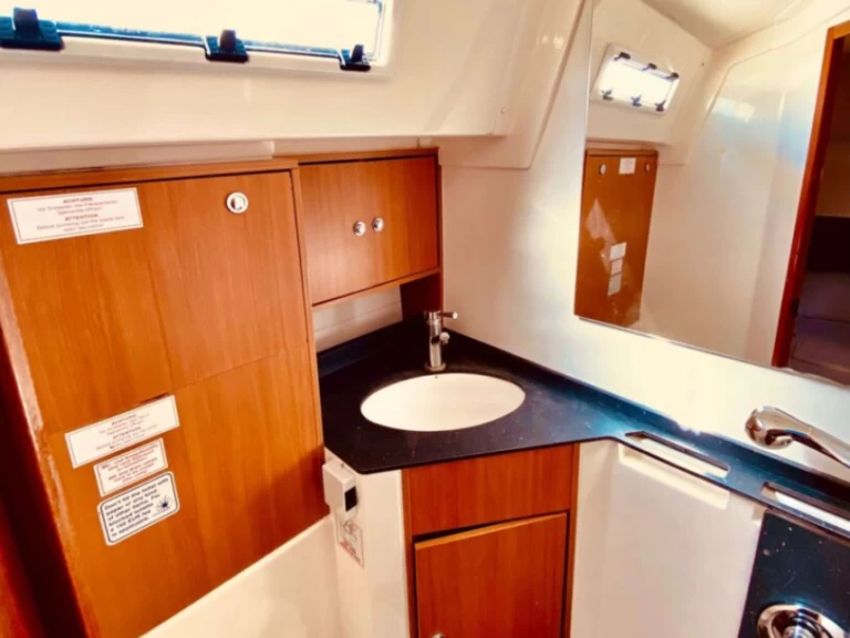 Noleggio Barca a vela Bavaria con patente nautica