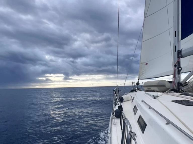 Barca a vela a noleggio a Kavála al miglior prezzo