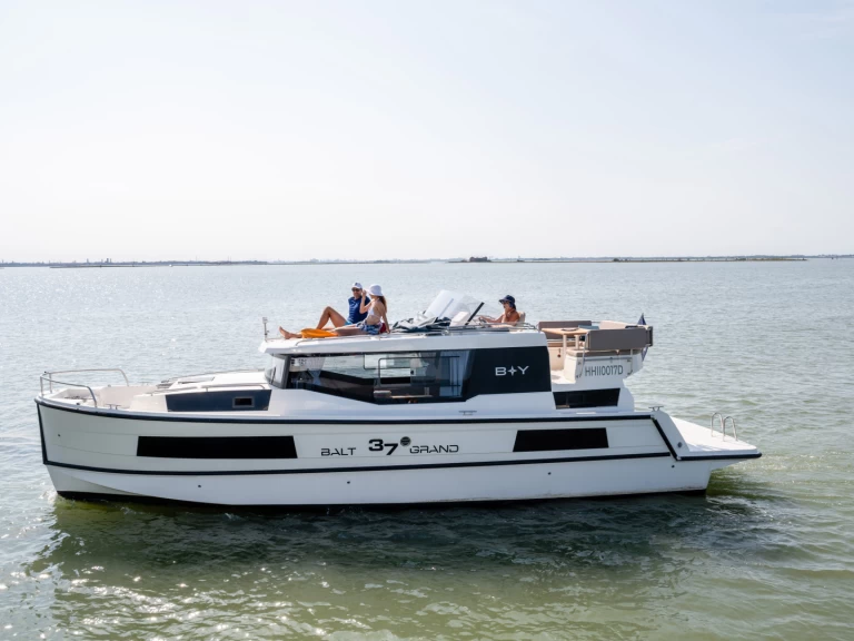 Noleggio a Casale sul Sile – Balt-Yacht Grand 37 su SamBoat