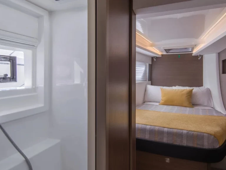 Noleggio Catamarano a Ao Po – Leopard Leopard 42