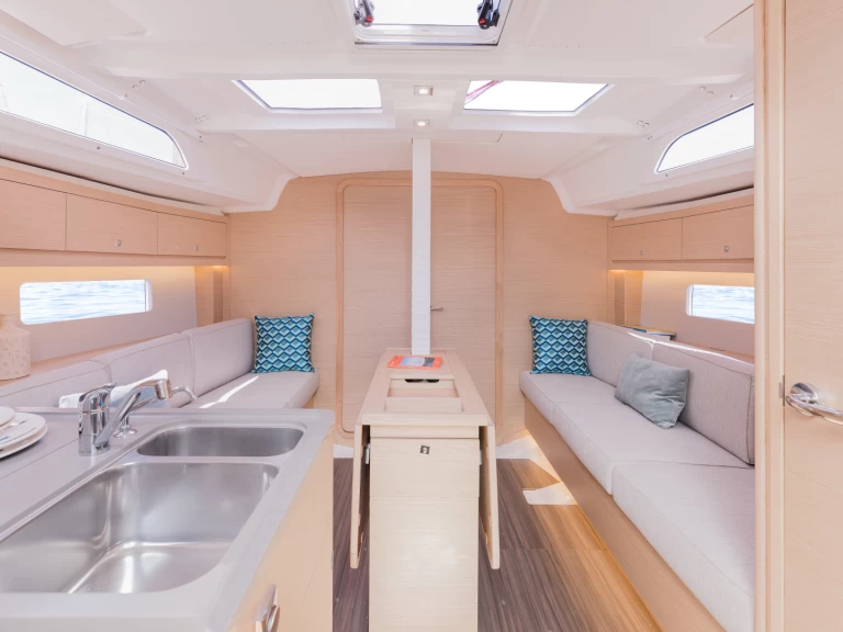 Dufour Dufour 37 da affittare a  Lefkáda