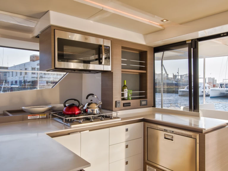 Noleggio a Port Grimaud – Leopard Leopard 53 Powercat su SamBoat