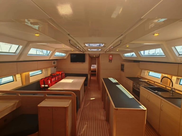 Noleggiare una D&D Yacht D&D Kufner 56 - 5 cab a Trogir