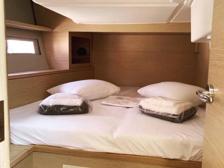 Noleggio barche Dufour Dufour 530 a Lávrio su Samboat