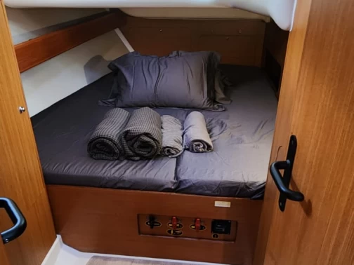 Noleggio Barca a vela Bénéteau con patente nautica