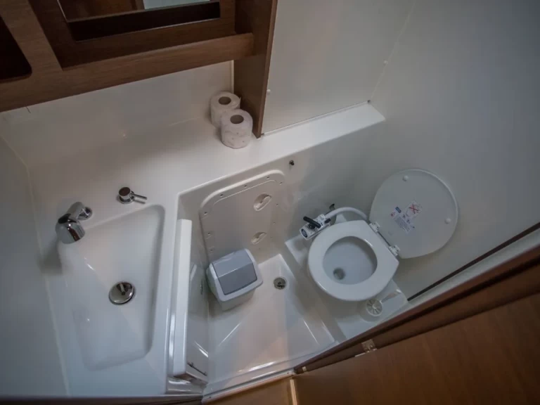 Noleggio Catamarano Lagoon con patente nautica