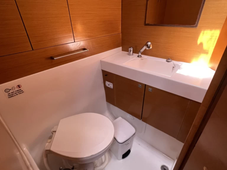 Jeanneau Sun Odyssey 509 da affittare a  Kos