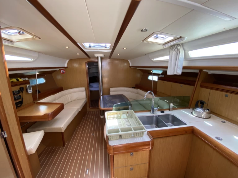 Noleggio a Kos – Jeanneau Sun Odyssey 42i su SamBoat