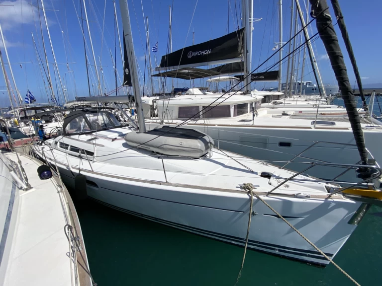 Noleggiare una Jeanneau Sun Odyssey 42i a Kos