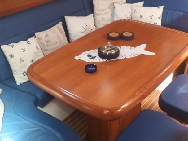 Noleggio Barca a vela con o senza skipper Ocean Yachts a Álimos