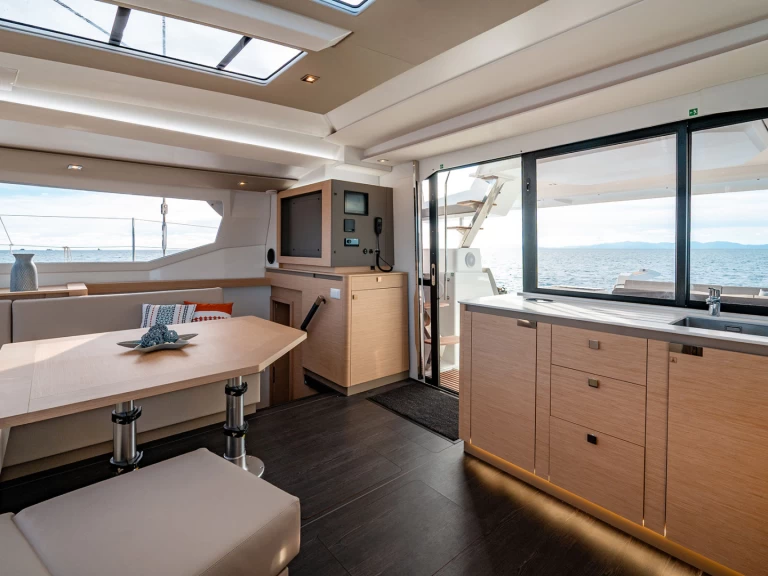 Noleggio a Castellammare di Stabia – Fountaine Pajot Tanna 47 su SamBoat