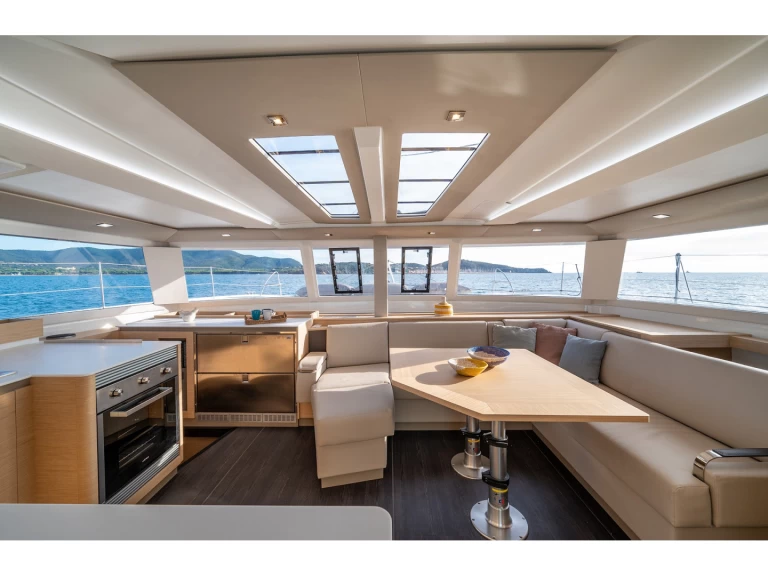 Noleggio barche Fountaine Pajot Tanna 47 a Cannigione su Samboat