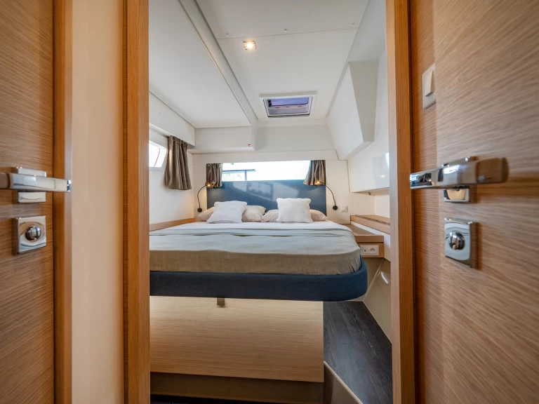 Fountaine Pajot Tanna 47 da affittare a  Piombino