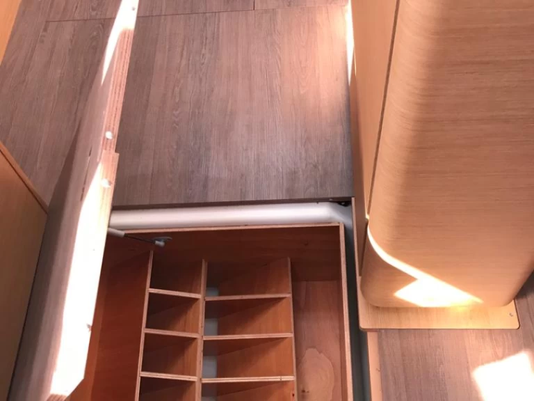 Noleggio barche Piombino economico Sun Odyssey 410