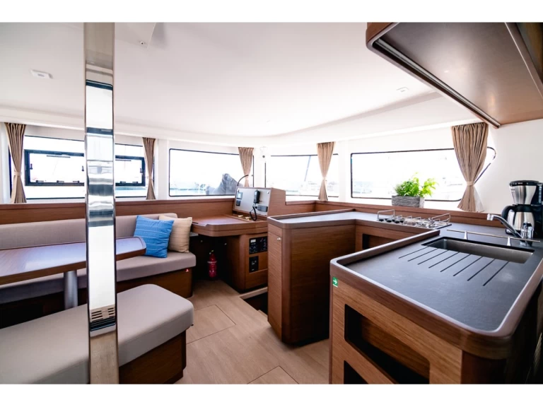 Noleggio a Toúrlos – Lagoon Lagoon 42 su SamBoat