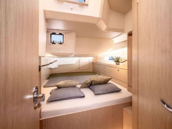 Noleggio Barca a vela con o senza skipper Bavaria a Novi