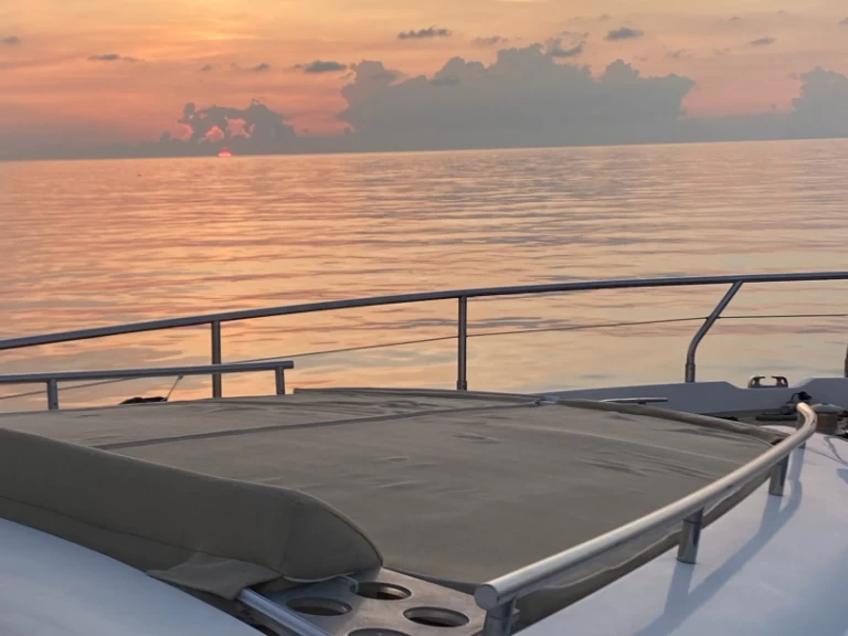 Noleggio barche Aicon Aicon 72 SL a Puerto Banús su Samboat