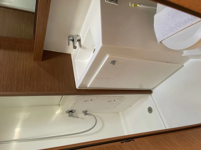 Noleggio Catamarano Lagoon con patente nautica