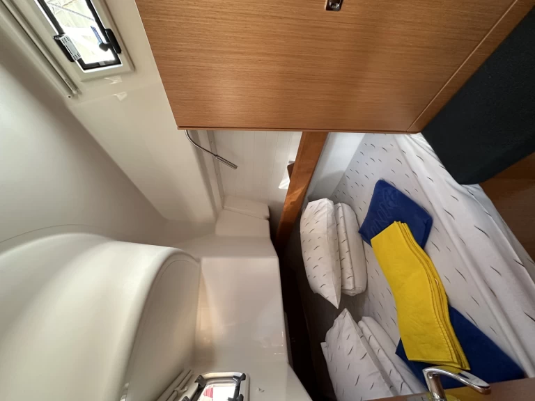 Noleggio barche Trogir economico Cruiser 34