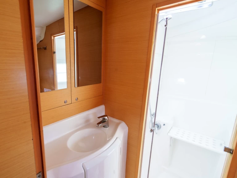 Noleggio barche Rangiroa economico Lagoon 380 S2