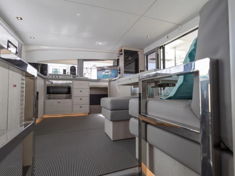 Leopard Leopard 43 Power Cat Full Equipe da affittare a  Sant Antoni de Portmany