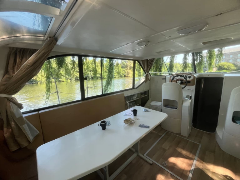 Noleggiare una Nicols Yacht Confort Family 6-9 p. a Sablé-sur-Sarthe