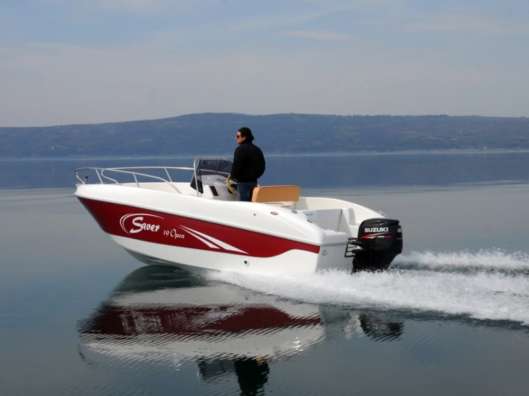 Barca a motore a noleggio a Siracusa al miglior prezzo