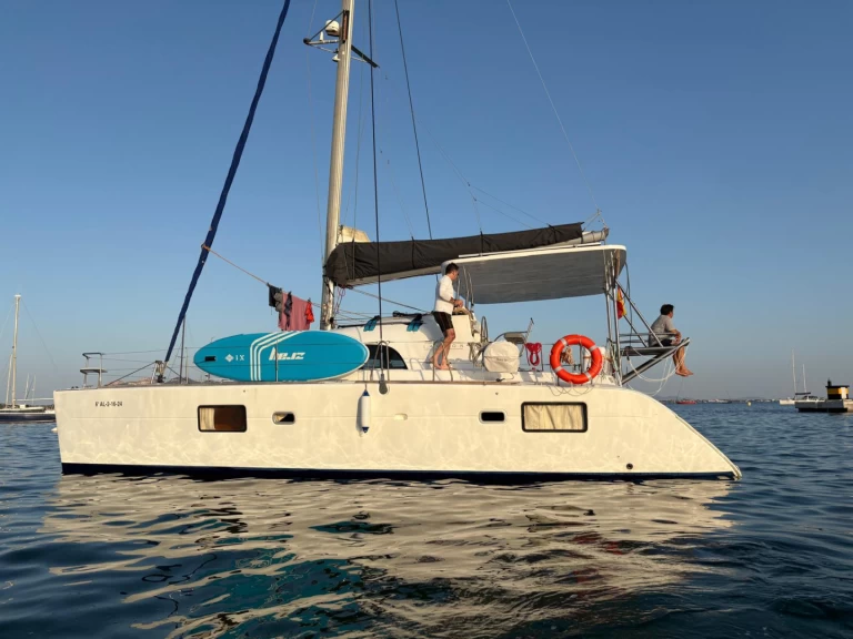 Noleggio Catamarano con o senza skipper Lagoon a Ibiza Town
