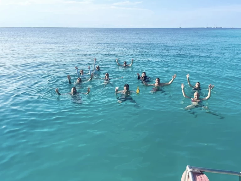 Noleggio Catamarano a Kendwa – Custom Made Custom made