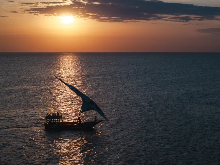 Noleggio Catamarano con o senza skipper Custom Made a Kendwa