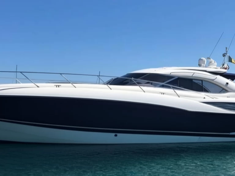 Noleggio Yacht di lusso a Ibiza Town – Sunseeker Predator 60