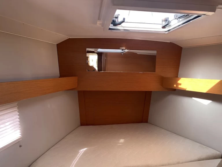 Noleggio barche Cagliari economico Dufour 390