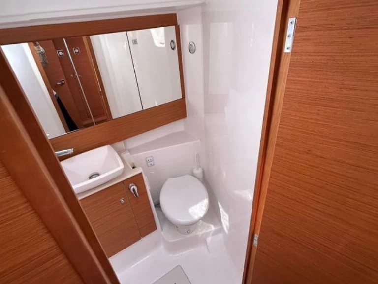 Noleggio Barca a vela a Cagliari – Dufour Dufour 430