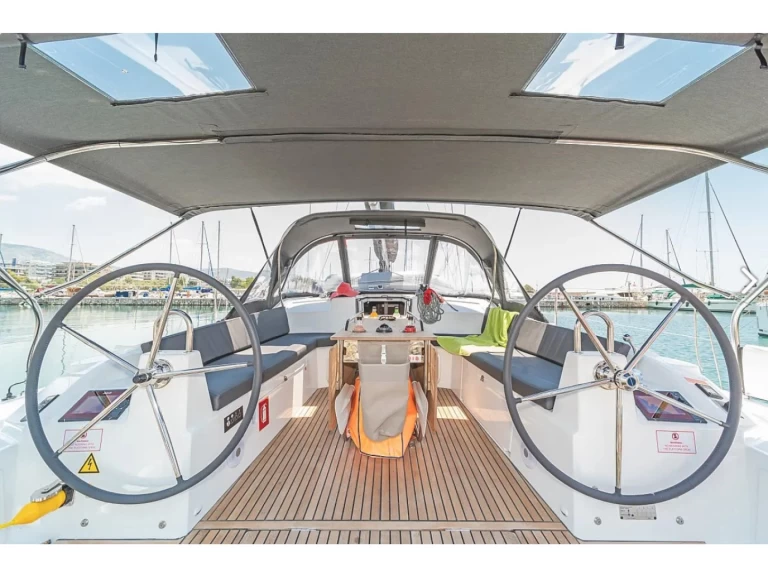 Noleggio Barca a vela con o senza skipper Bénéteau a Álimos