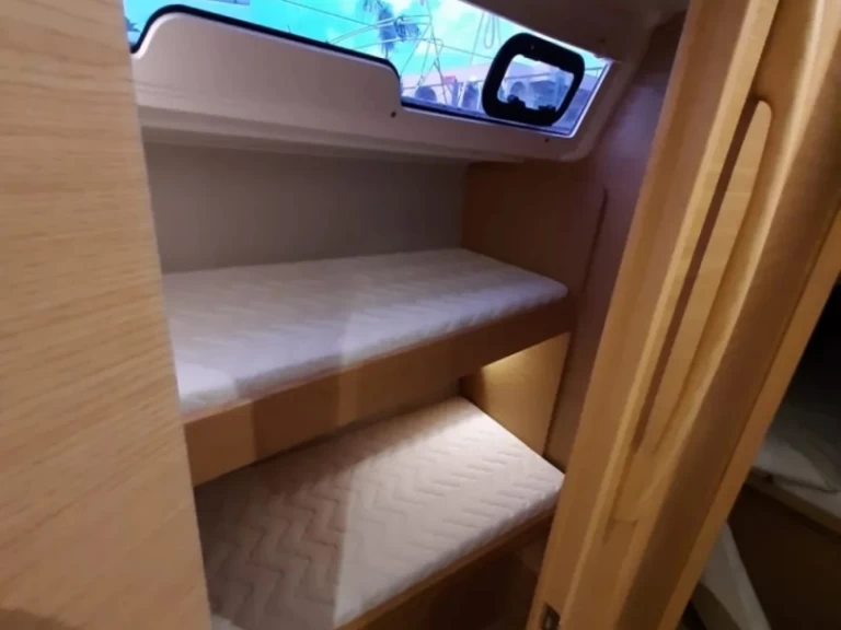 Noleggio a Palermo – Dufour Dufour 430 su SamBoat