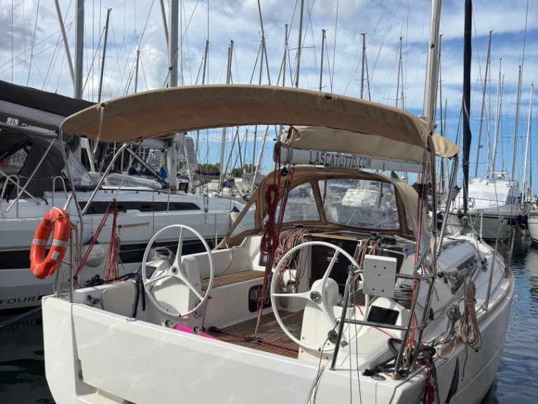 Noleggiare una Dufour Dufour 310 Grand Large a Palermo