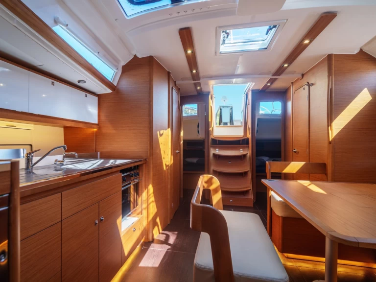 Barca a vela a noleggio a Cagliari al miglior prezzo