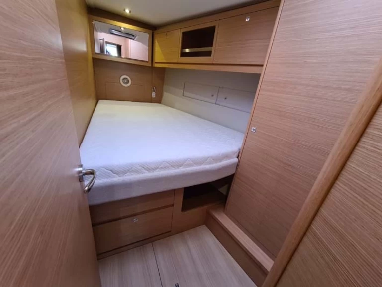 Noleggio Barca a vela a Palermo – Dufour Dufour 530