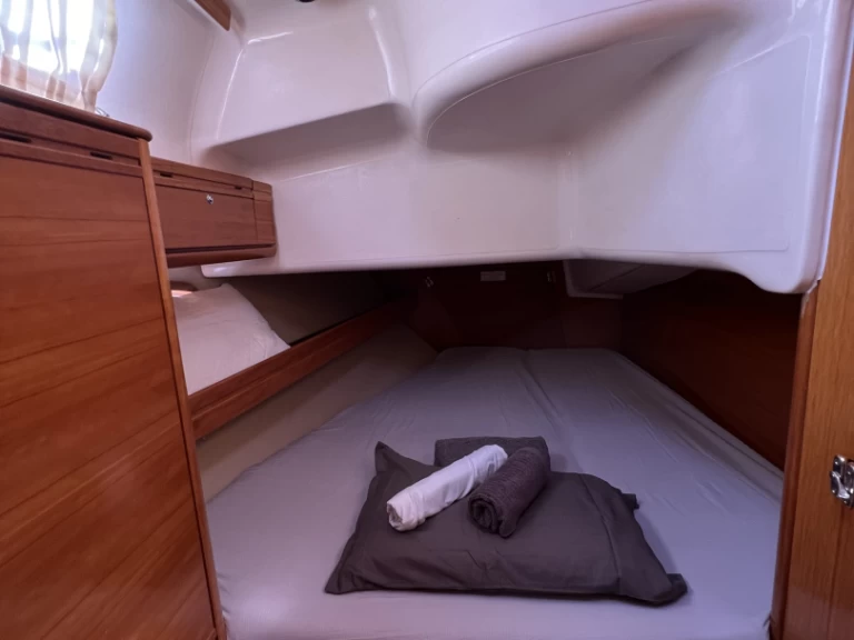 Bavaria Bavaria 39 Cruiser da affittare a  Kavála