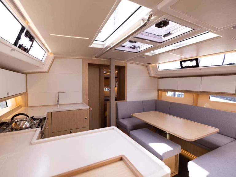 Noleggio a Jezera – Bavaria Bavaria C46 su SamBoat