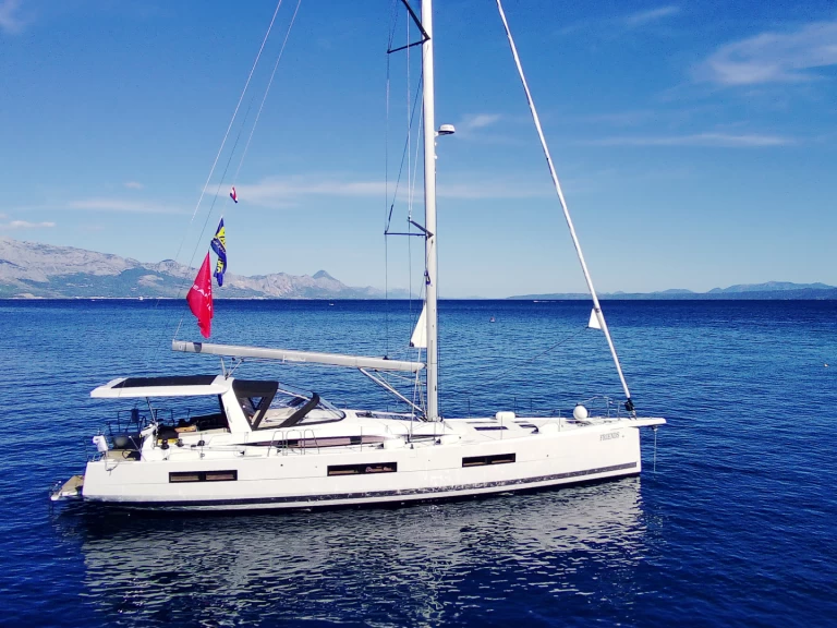 Noleggio Barca a vela Jeanneau con patente nautica